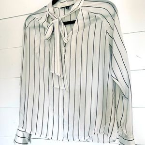 Pin striped black and white blouse shirt